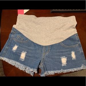 Women’s Maternity Shorts